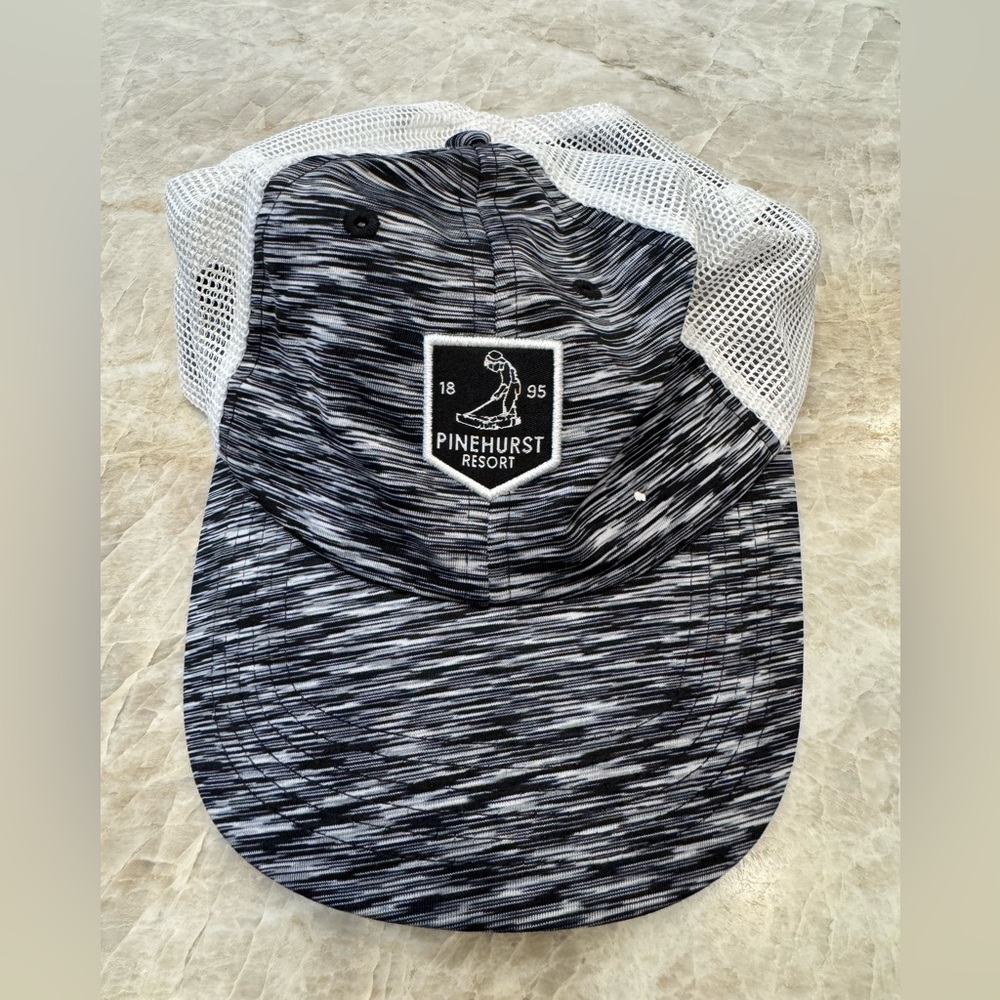 NWOT Pinehurst Resort Golf Cap, OS, Velcro Adjustable, Black, Blue, Gray